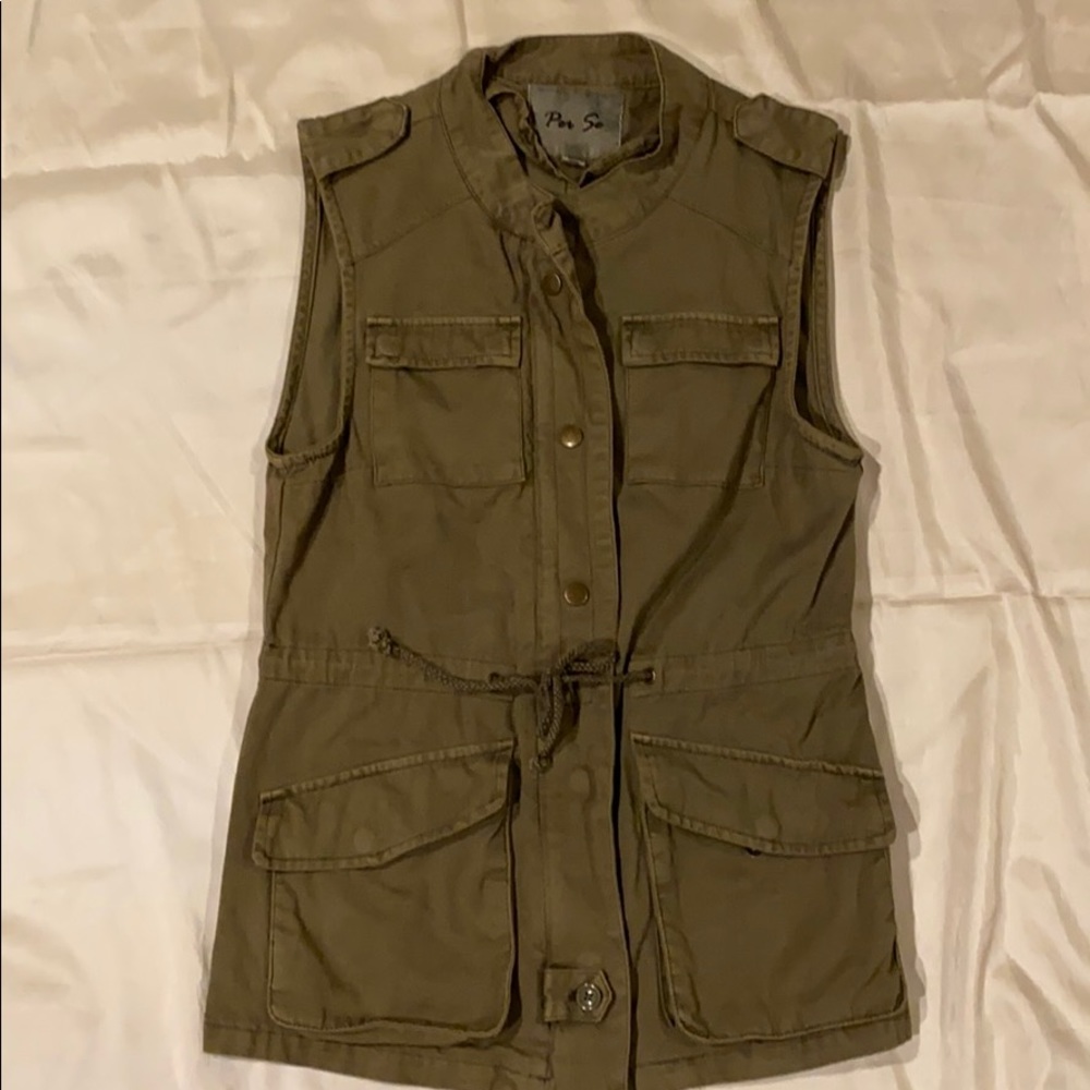 ~Per Se~ Army Green Utility Vest